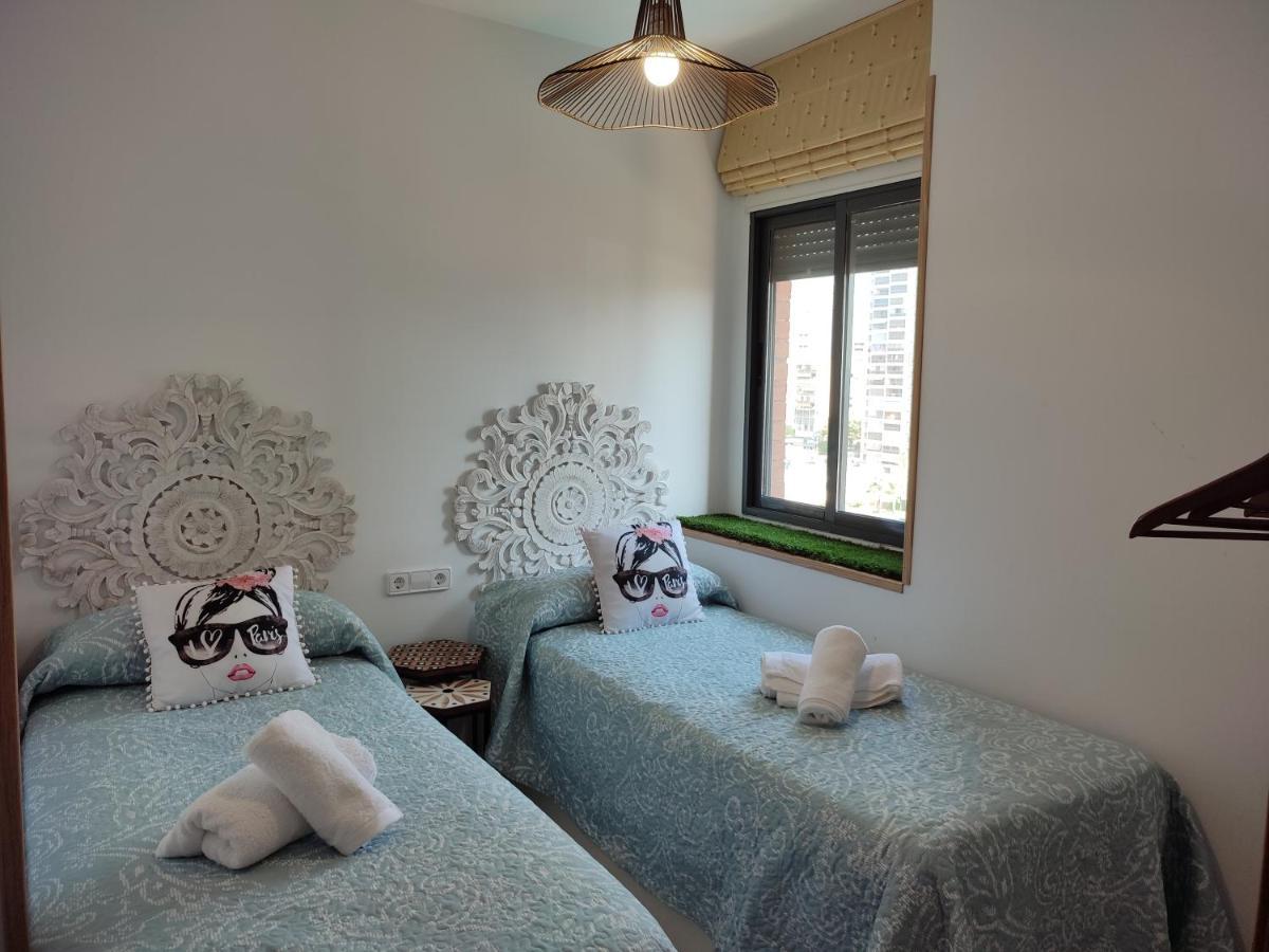 Junto Playa Levante Con Terraza Chill-Out-2 Wcs-A Estrenar Gemelos 23 Benidorm Kültér fotó